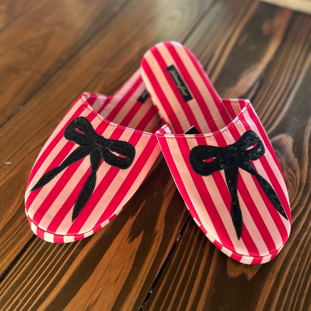 NWOT Victoria’s Secret Striped Slippers. Size Medium. Never worn.